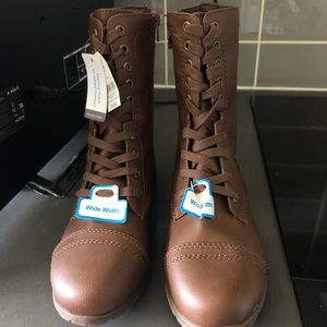 WOMENS BROWN BOOTS SZ 8